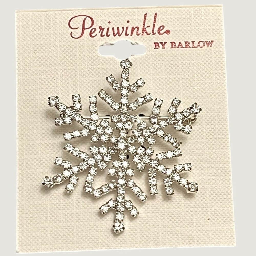 Periwinkle By Barlow Rhinestone Snowflake Brooch Silver Tone NWT Holiday Pin